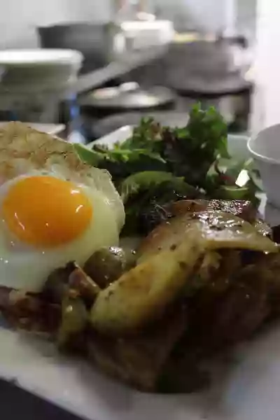 La Petite Cour - Restaurant Meulan-en-Yvelines - manger a MEULAN-EN-YVELINES